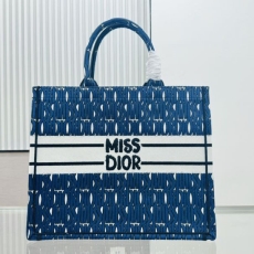 Christian Dior Shopping Bags